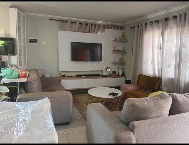 2 BEDROOM PROPERTY TO RENT IN PROTEA GLEN